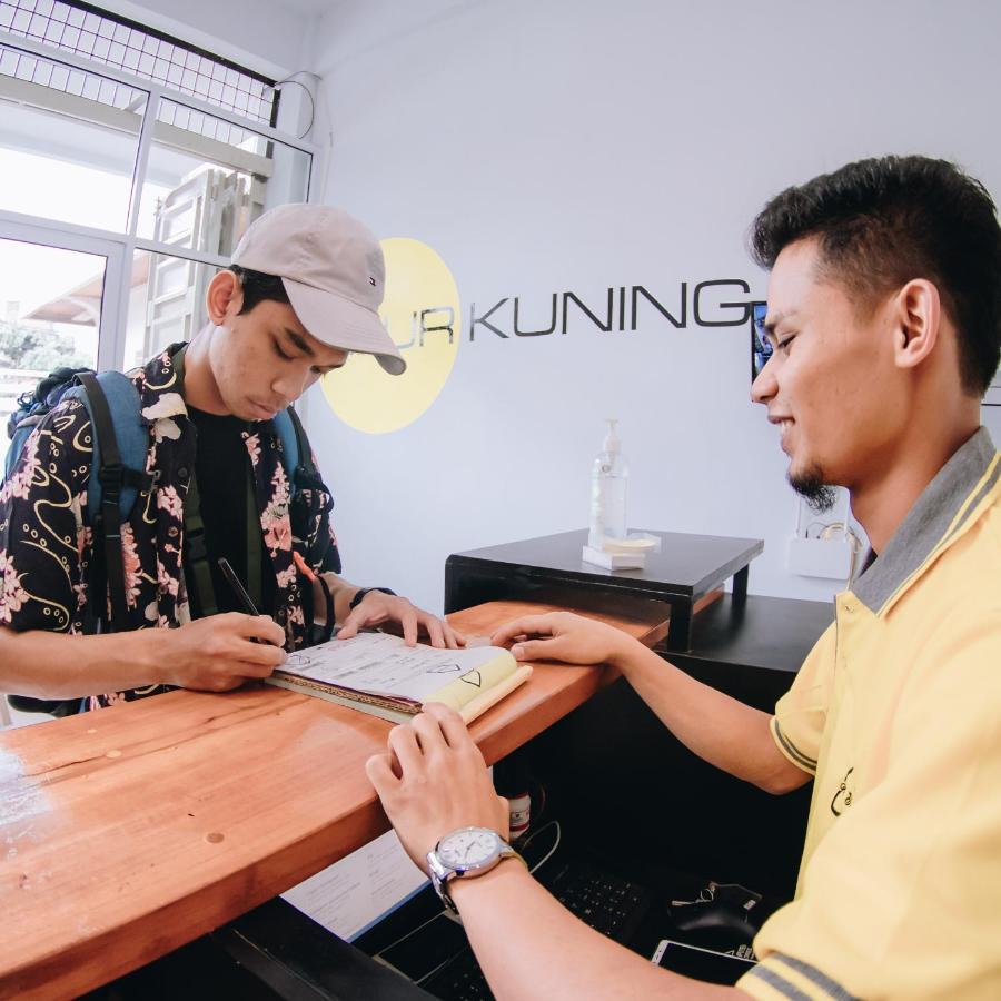 Aur Kuning Hostel Syariah Bukittinggi Eksteriør bilde