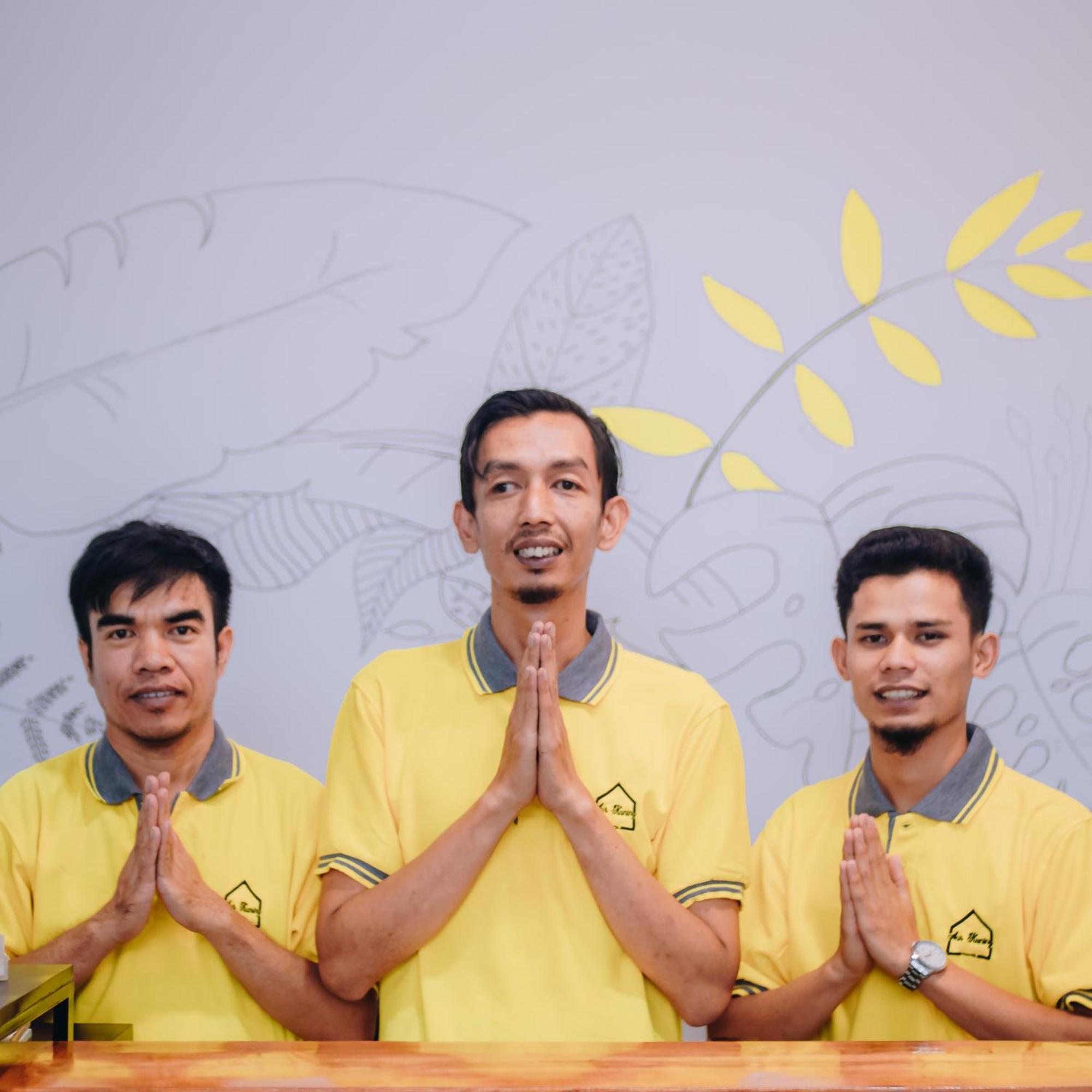 Aur Kuning Hostel Syariah Bukittinggi Eksteriør bilde