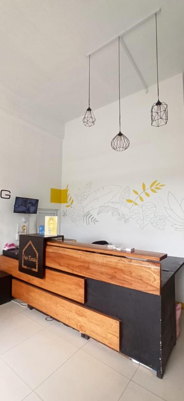 Aur Kuning Hostel Syariah Bukittinggi Eksteriør bilde